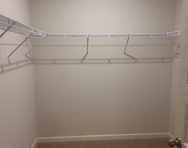 1684 Garabaldi Circle Se - Photo Thumbnail 14