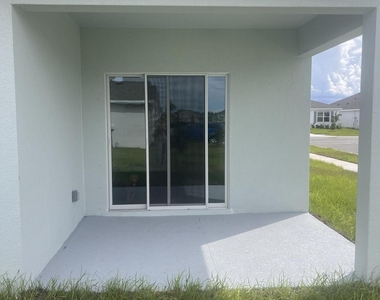 1684 Garabaldi Circle Se - Photo Thumbnail 17