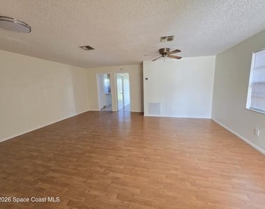 36 Elton Street - Photo Thumbnail 20