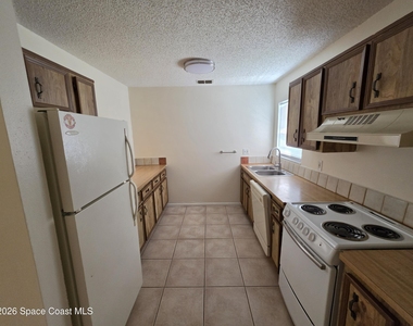 36 Elton Street - Photo Thumbnail 15