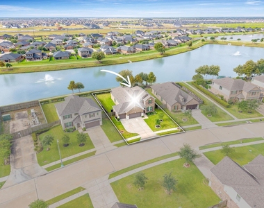 9034 Japonica Drive - Photo Thumbnail 2