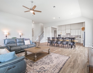 9034 Japonica Drive - Photo Thumbnail 10