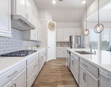 9034 Japonica Drive - Photo Thumbnail 8