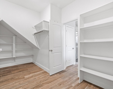 9034 Japonica Drive - Photo Thumbnail 18