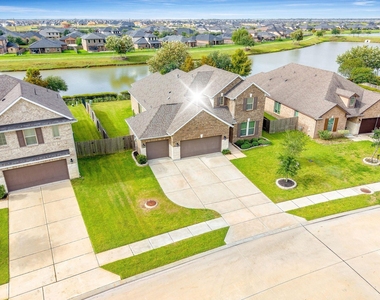 9034 Japonica Drive - Photo Thumbnail 1