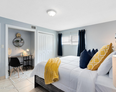 1031 Park Drive - Photo Thumbnail 8