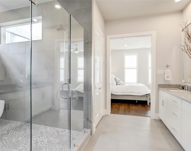 620 Delano Street - Photo Thumbnail 8