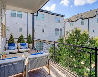 620 Delano Street - Photo Thumbnail 20