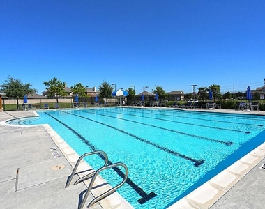 2710 Diamond Vista Lane - Photo Thumbnail 28