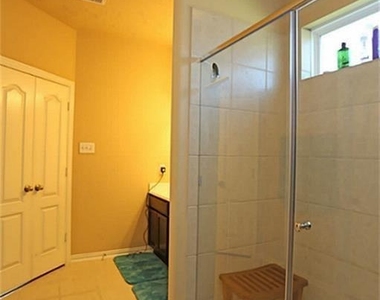 2710 Diamond Vista Lane - Photo Thumbnail 12