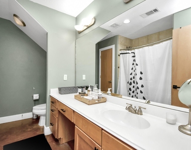 3416 St Emanuel Street - Photo Thumbnail 12