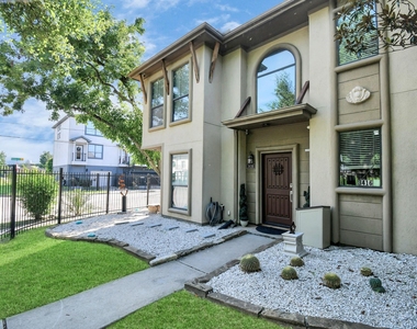 3416 St Emanuel Street - Photo Thumbnail 5