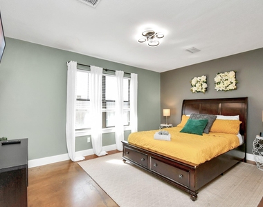 3416 St Emanuel Street - Photo Thumbnail 9