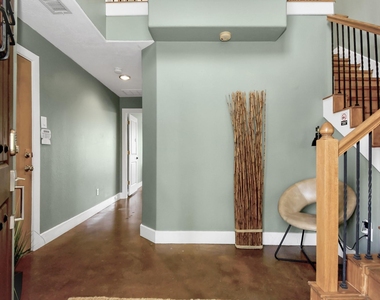 3416 St Emanuel Street - Photo Thumbnail 8