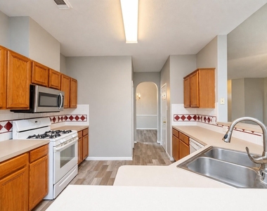 3003 Grey Mist Court - Photo Thumbnail 7