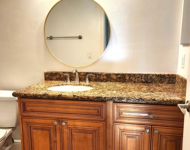 7667 N Wickham Road - Photo Thumbnail 10