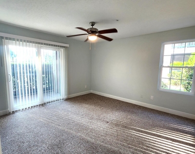 7667 N Wickham Road - Photo Thumbnail 8