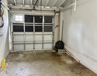 974 Poinsetta Street - Photo Thumbnail 17
