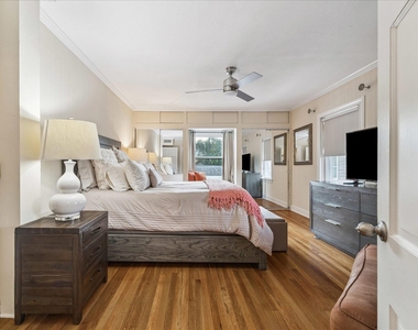 3226 Milburn Street - Photo Thumbnail 29