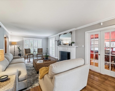 3226 Milburn Street - Photo Thumbnail 28