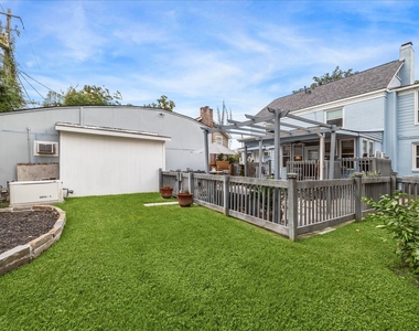 3226 Milburn Street - Photo Thumbnail 21