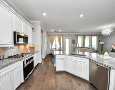 3615 Pasteur Lane - Photo Thumbnail 7