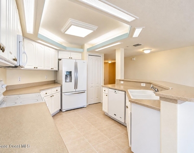 768 Lago Drive - Photo Thumbnail 6
