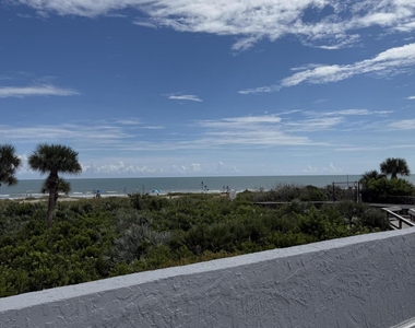 114 Beach Park Lane - Photo Thumbnail 17