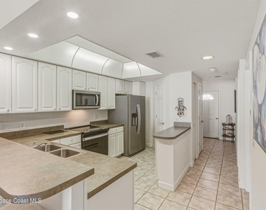50 11th Avenue - Photo Thumbnail 14
