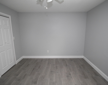 943 Dateland Road Se - Photo Thumbnail 13