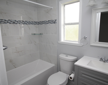 943 Dateland Road Se - Photo Thumbnail 10