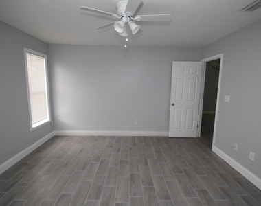 943 Dateland Road Se - Photo Thumbnail 8