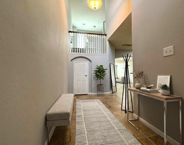 8415 Sunset Loch Drive - Photo Thumbnail 4