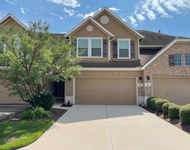 8415 Sunset Loch Drive - Photo Thumbnail 1