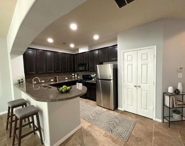 8415 Sunset Loch Drive - Photo Thumbnail 6