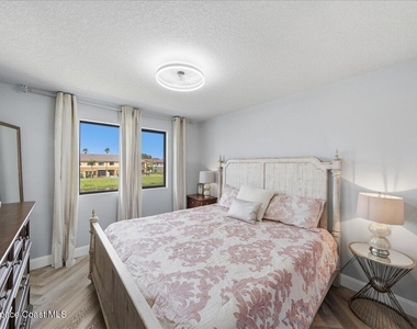 1320 Lara Circle - Photo Thumbnail 23