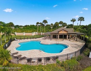 1320 Lara Circle - Photo Thumbnail 30