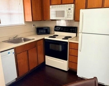 7901 Cambridge Street - Photo Thumbnail 2