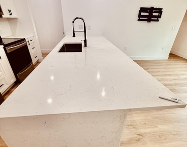 823 Paddleboard Court - Photo Thumbnail 11