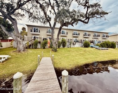 823 Paddleboard Court - Photo Thumbnail 26