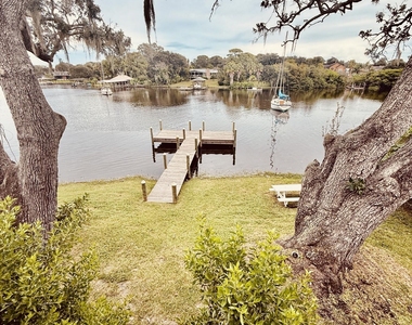 823 Paddleboard Court - Photo Thumbnail 21
