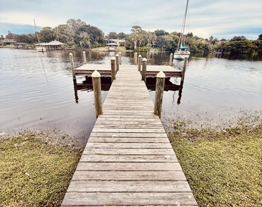823 Paddleboard Court - Photo Thumbnail 25