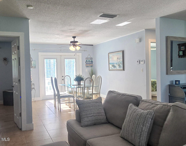2706 Kumquat Drive - Photo Thumbnail 7