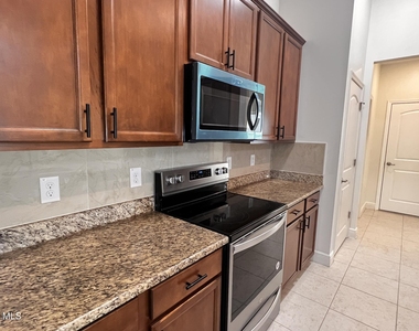 260 De Castro Avenue Se - Photo Thumbnail 11