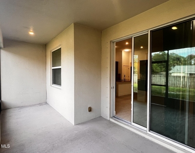 260 De Castro Avenue Se - Photo Thumbnail 37