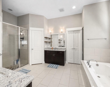 1314 W 21st Street - Photo Thumbnail 27