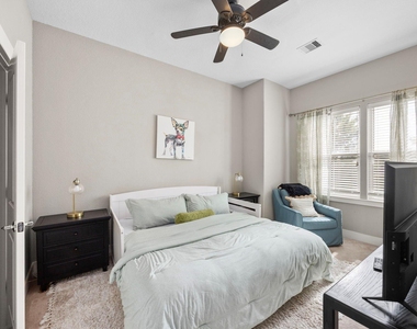 1314 W 21st Street - Photo Thumbnail 22