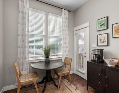 1314 W 21st Street - Photo Thumbnail 11