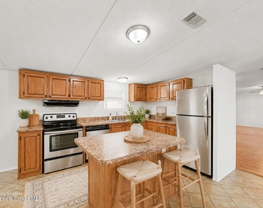 1612 Cocoa Bay Boulevard - Photo Thumbnail 2