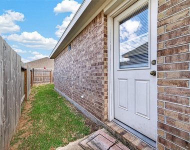 19814 Epirus Shores Drive - Photo Thumbnail 24